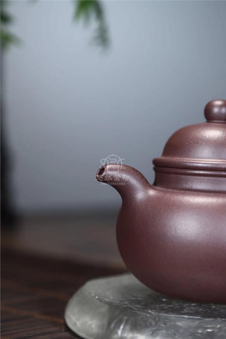 王锦鹏作品 掇球图片