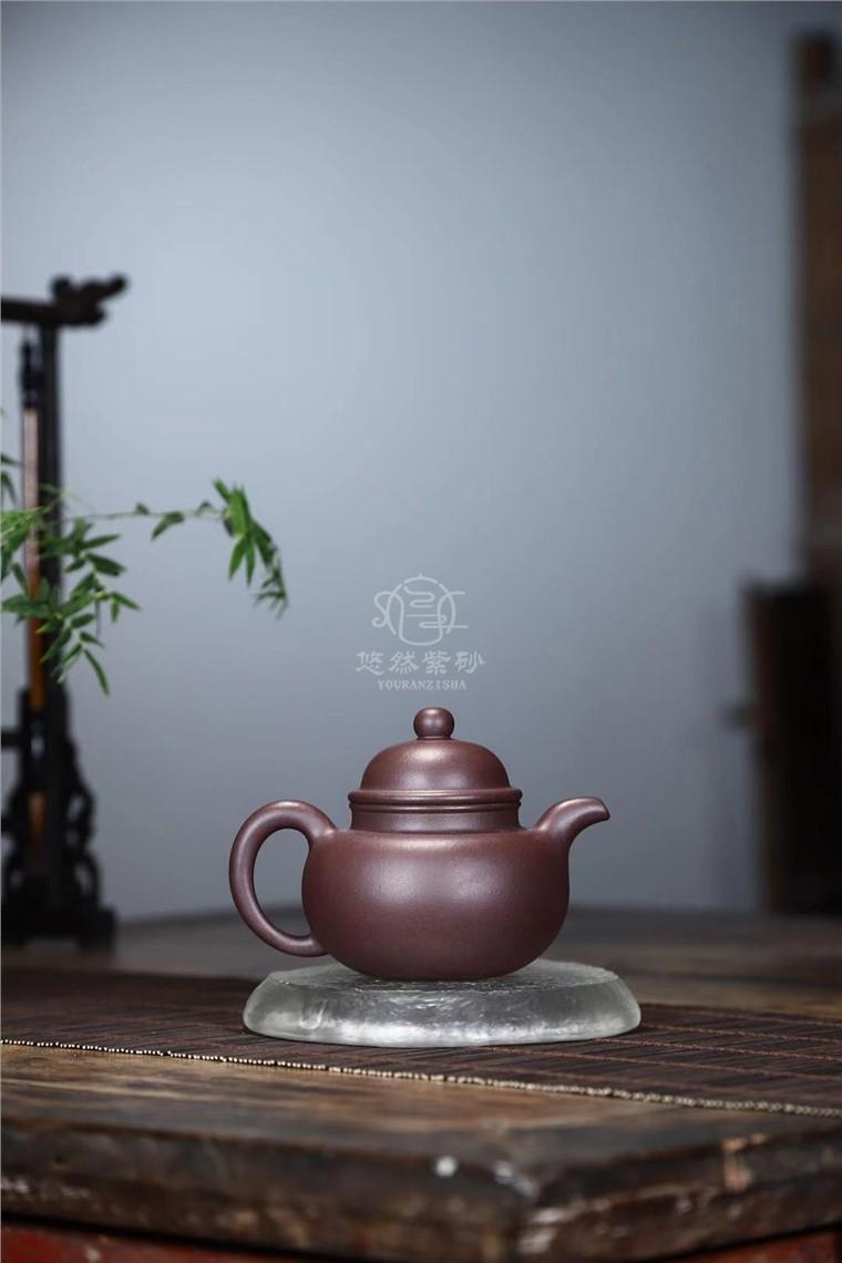 王锦鹏作品 掇球图片