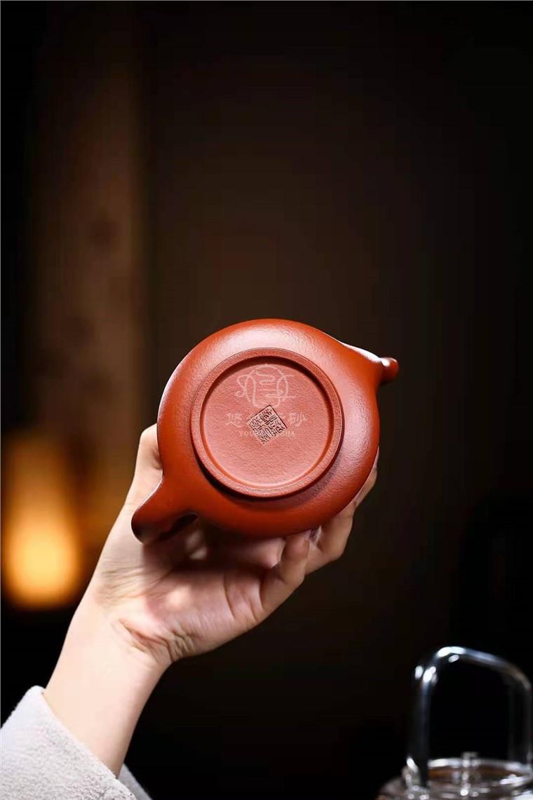孙泽华作品 曲壶图片