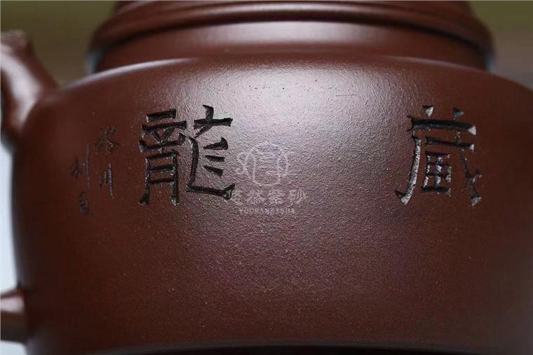 狄威作品 藏龙德钟图片