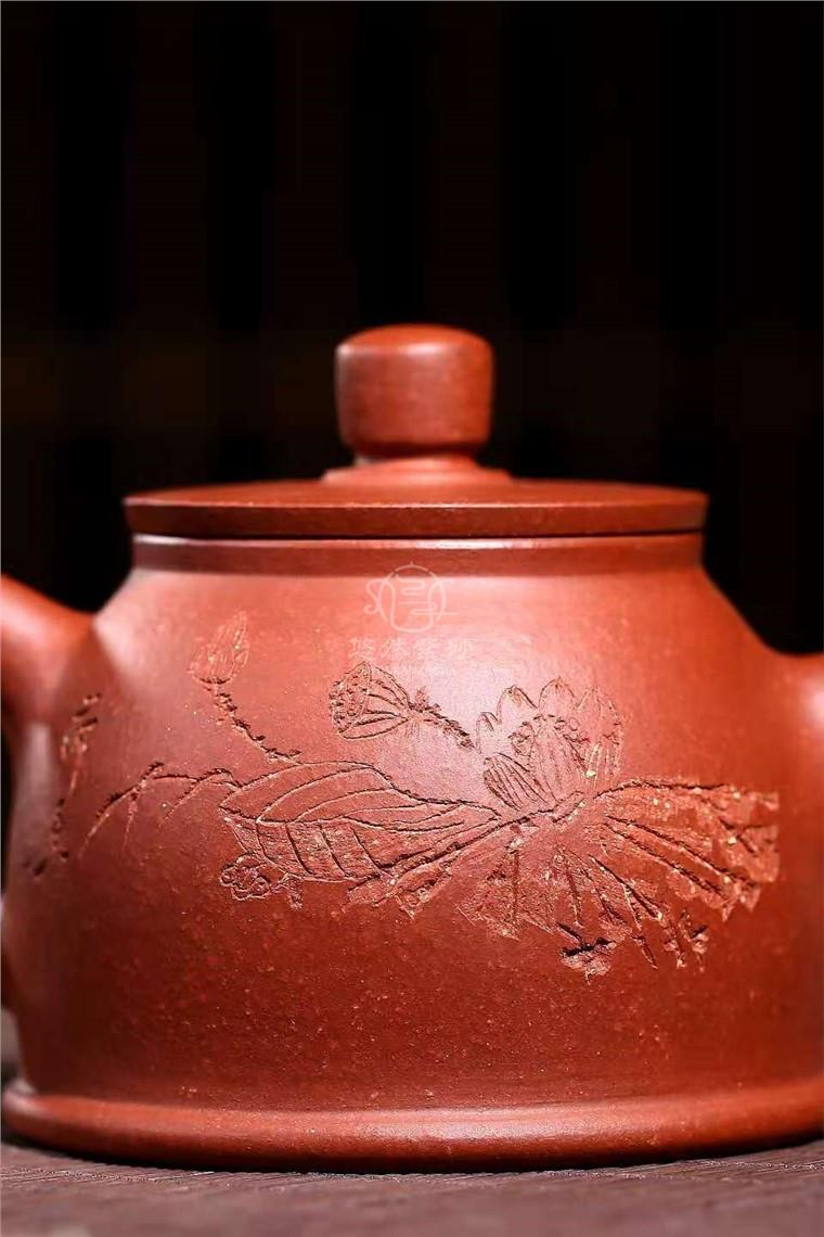 许莘梓作品 金钟图片