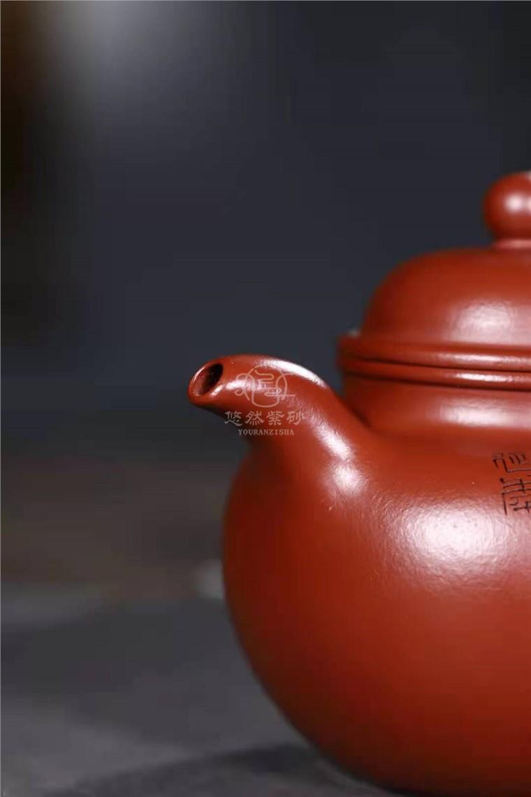 盛中杰作品 掇球图片