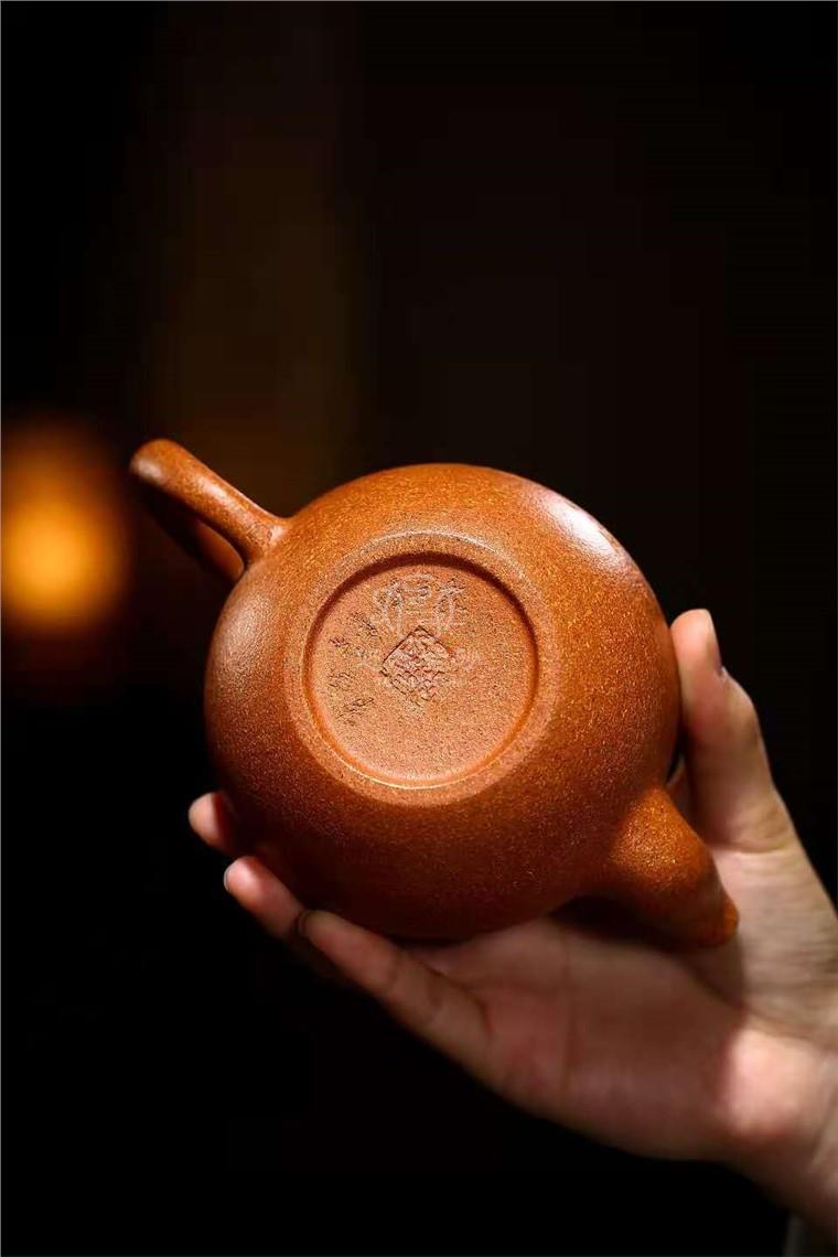 许莘梓作品 一粒珠图片