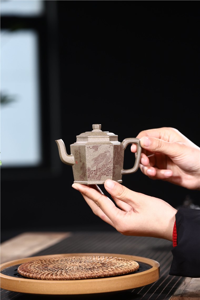 徐勤作品 高瞻远瞩图片