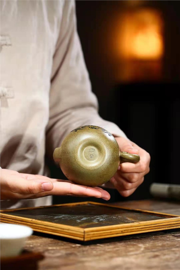 姚玲香作品 神牛图片