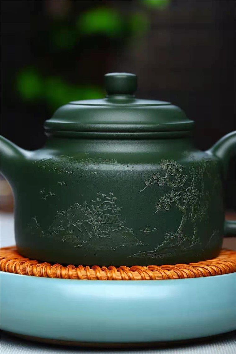 成梅英作品 德钟套组图片