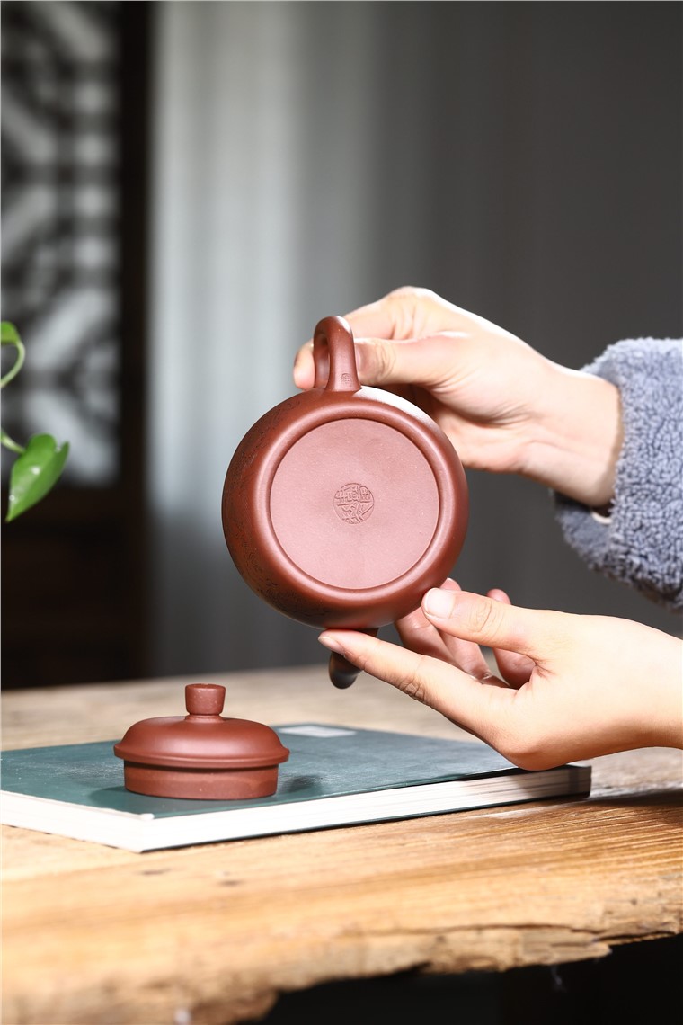 周莹作品 扶摇