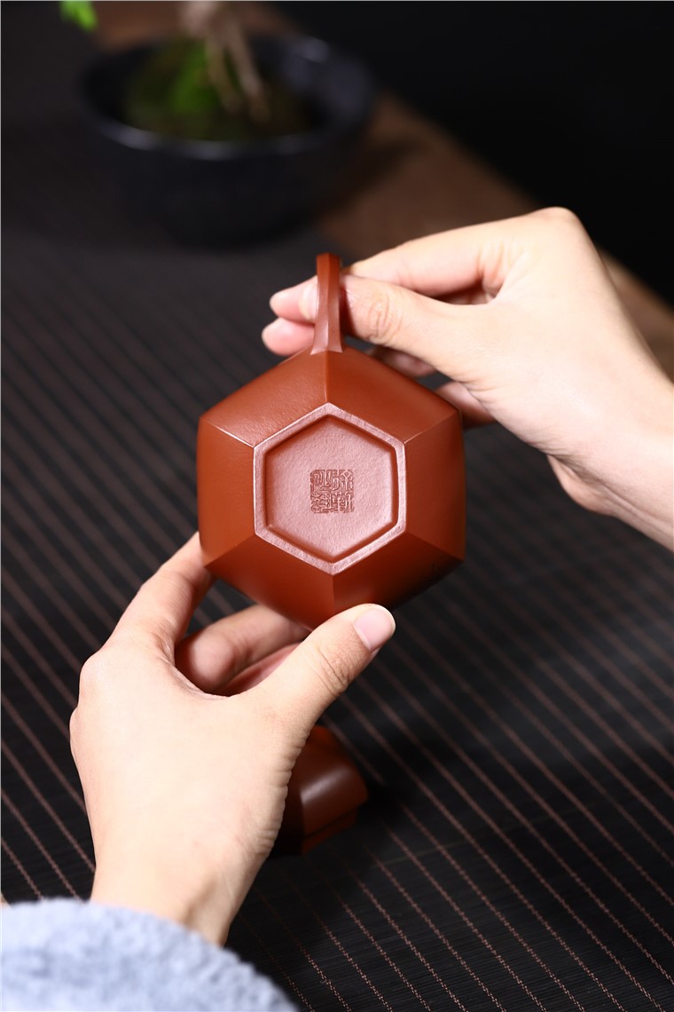 徐勤作品 六方兰香图片