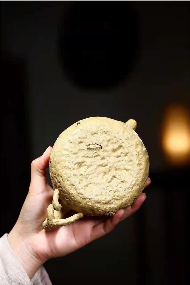 高俊作品 供春图片