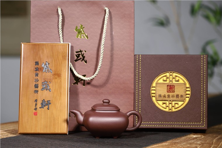 龚彧作品 四方传炉图片