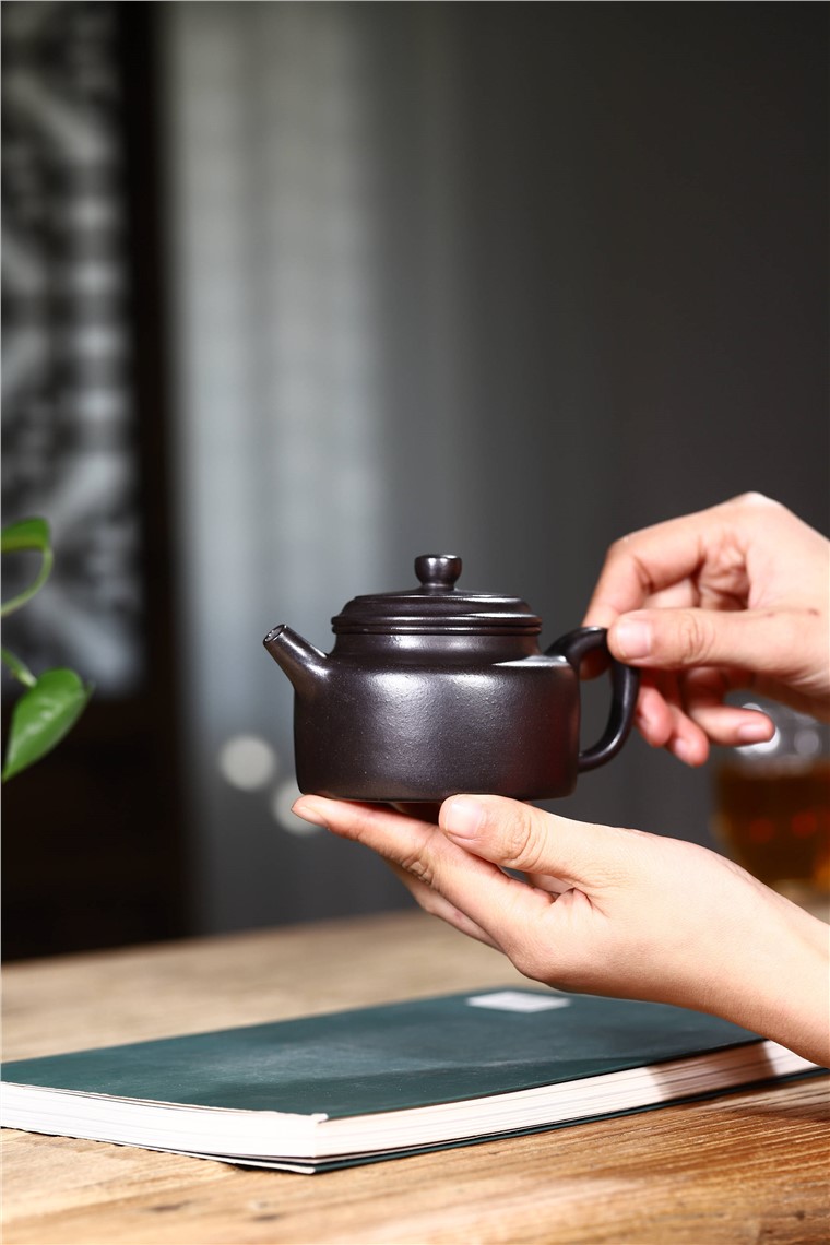 龚彧作品 德钟图片