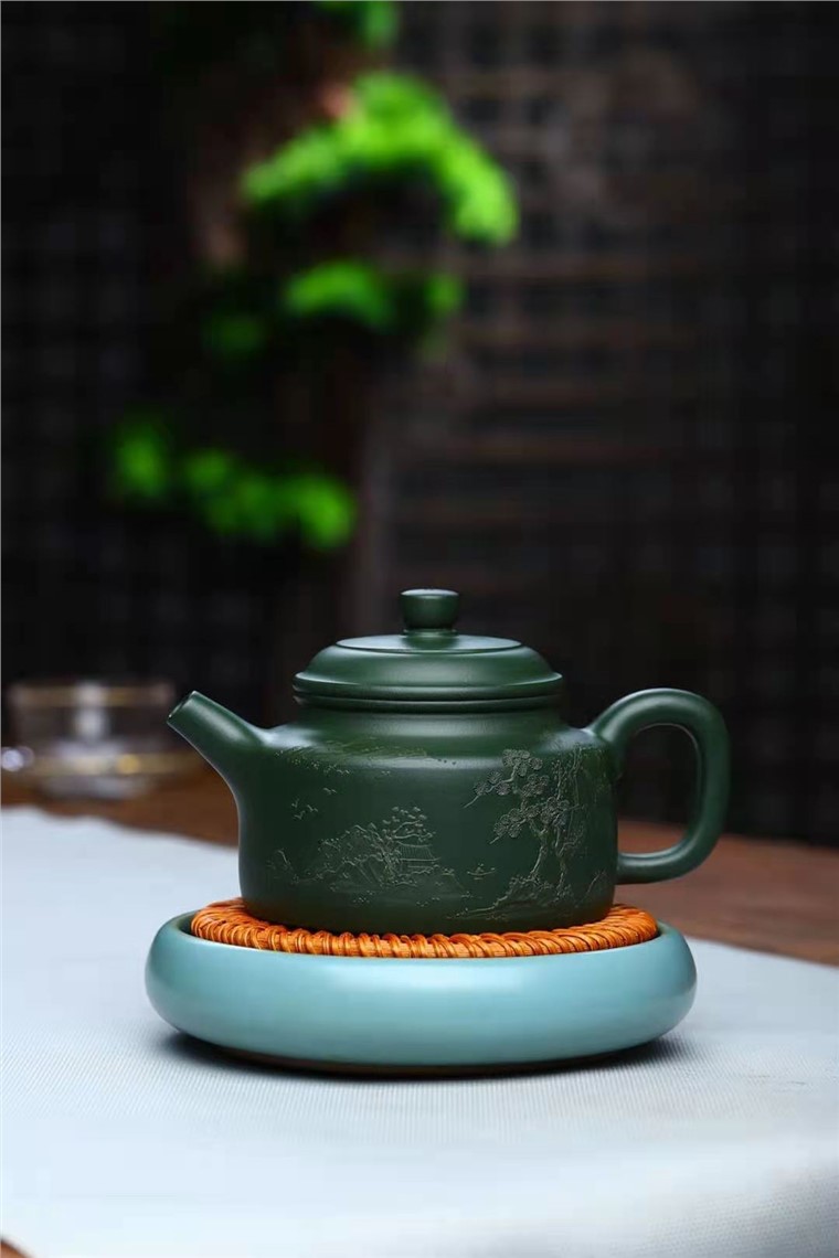 成梅英作品 德钟套组图片