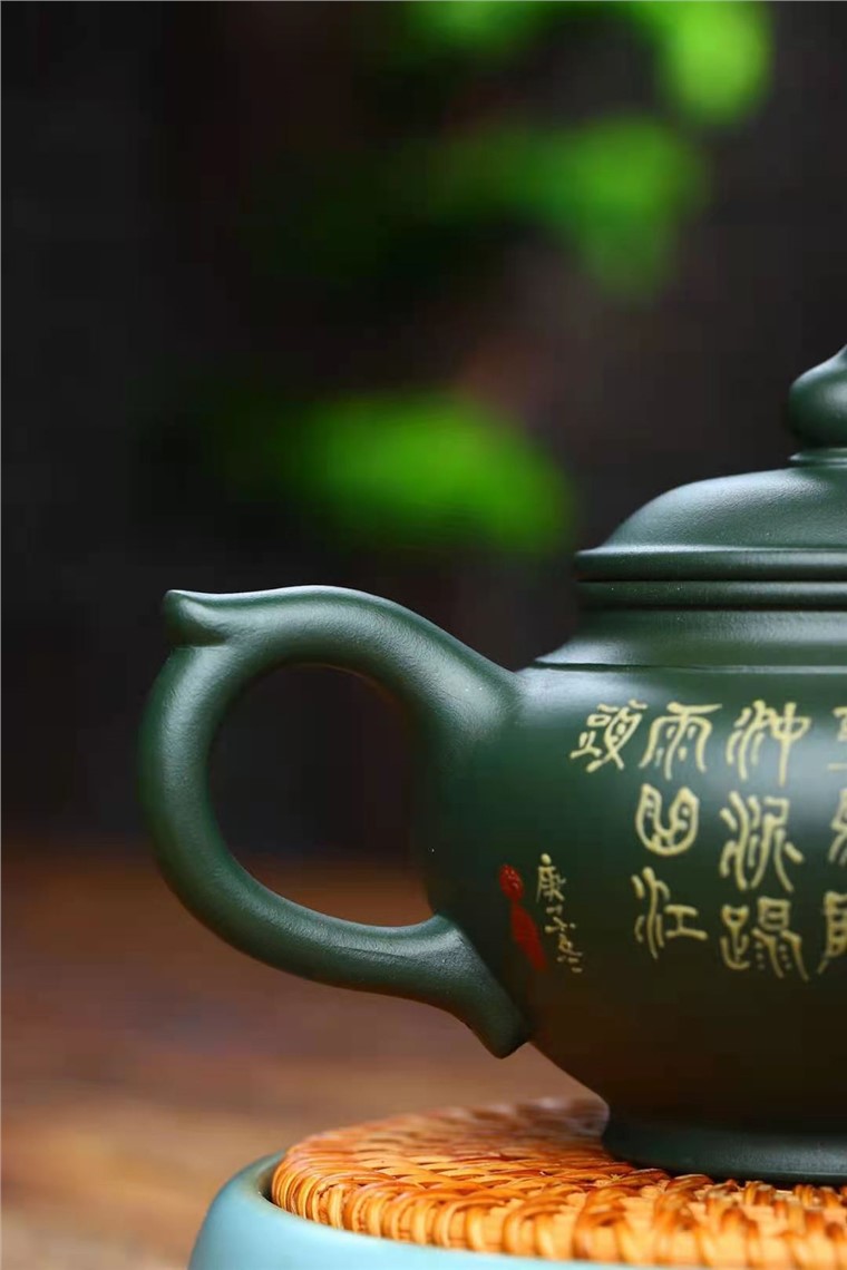 成梅英作品 笑樱套组图片