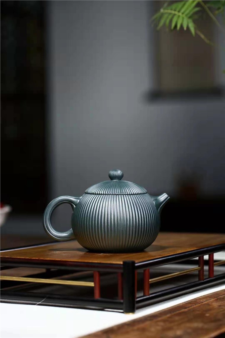 陈育平作品 筋纹西施图片