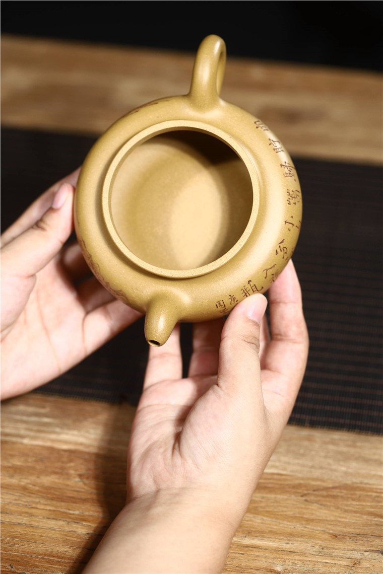 龚彧作品 仿古图片
