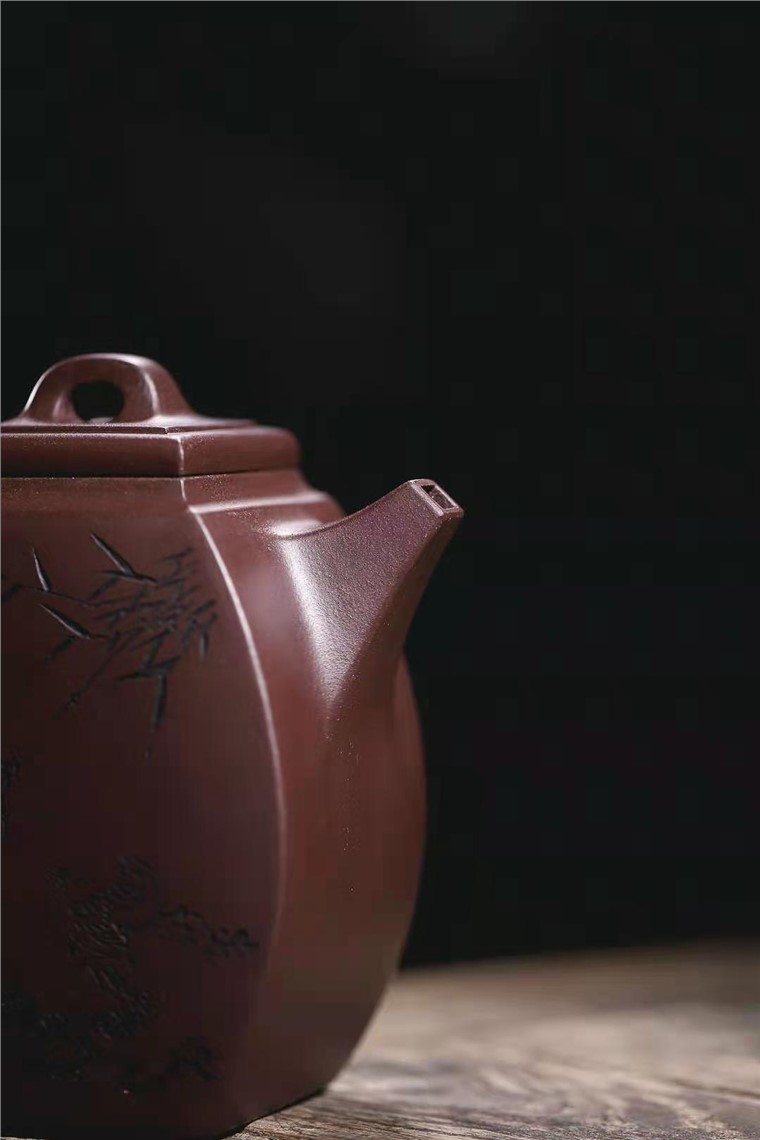 盛东兴作品 四方雅雀图片