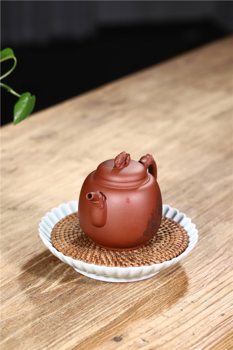 周莹作品 灵龙纳福图片