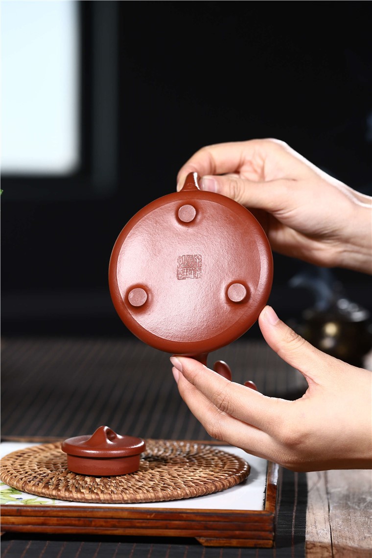徐勤作品 子冶石瓢