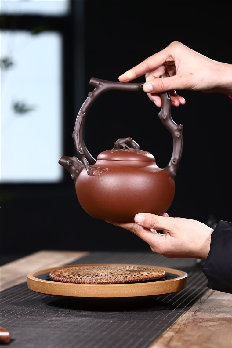 龚彧作品 东坡提梁图片