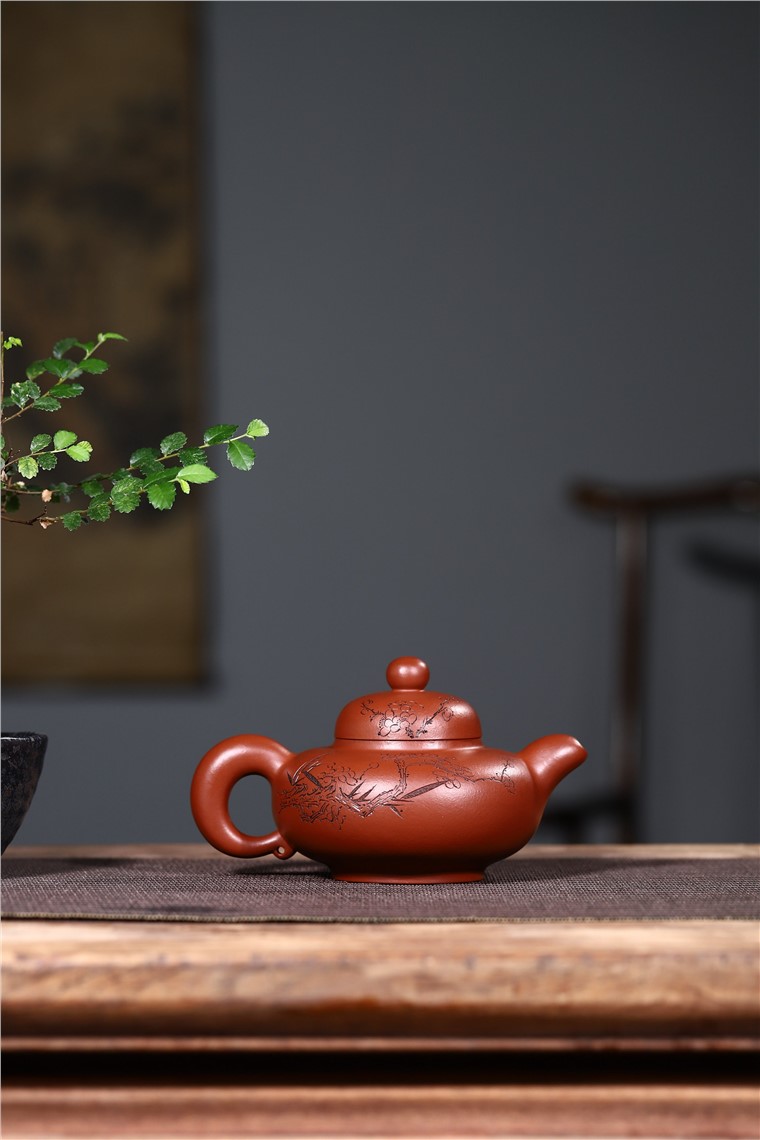 范君浩作品 华颖图片