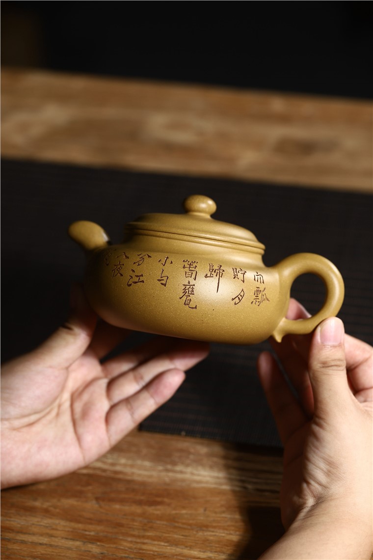 龚彧作品 仿古图片