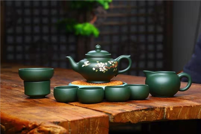 成梅英作品 笑樱套组图片