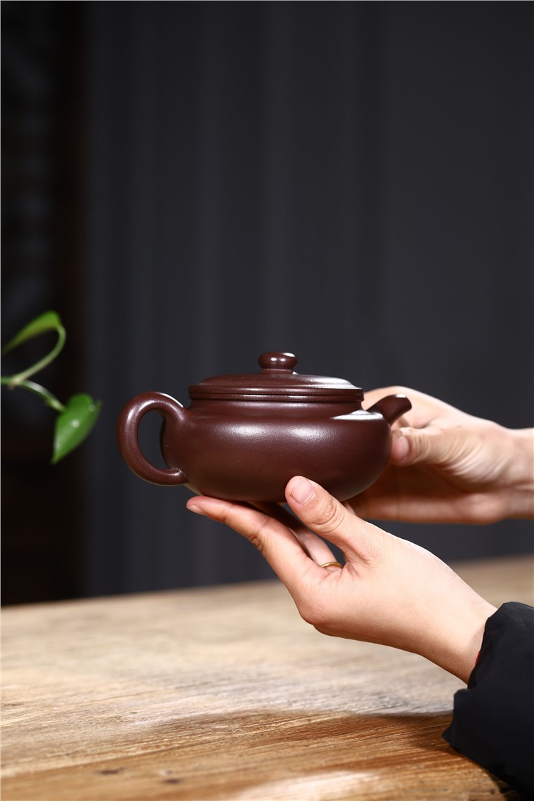 龚彧作品 仿古图片