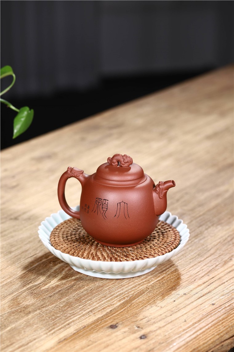 周莹作品 灵龙纳福图片