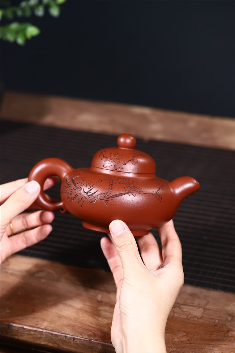 范君浩作品 华颖图片