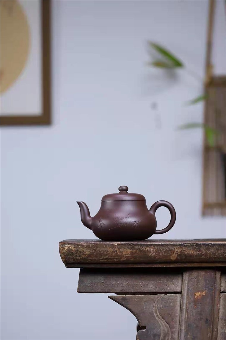韩惠琴作品 思婷图片