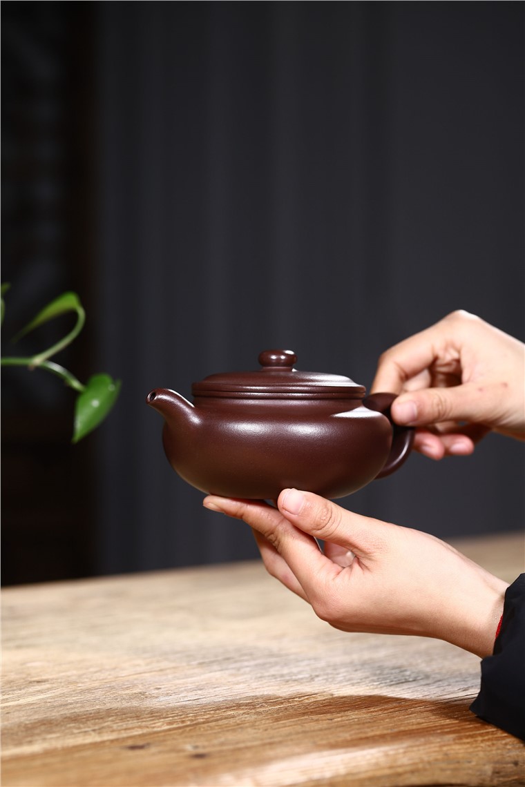 龚彧作品 仿古图片