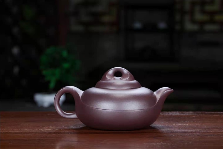邱爽作品 涟漪壶图片