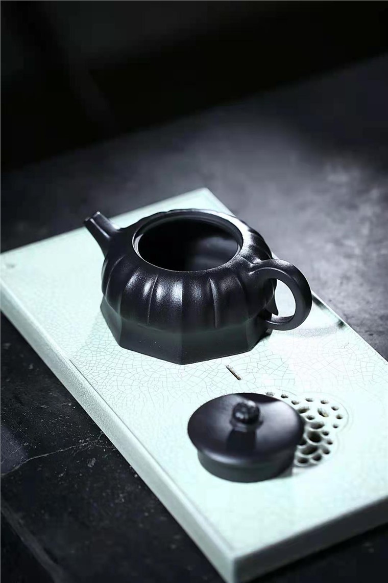 许华芳作品 禅缘壶图片