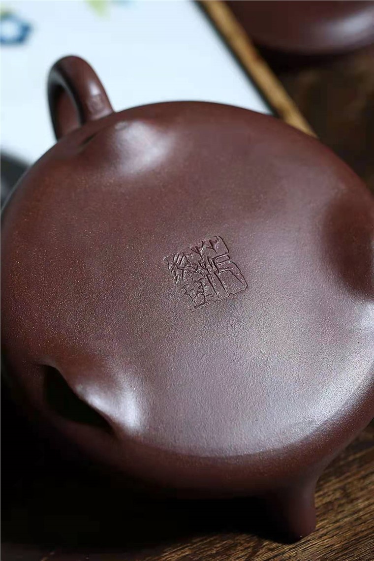 范微琴作品 如意石瓢图片