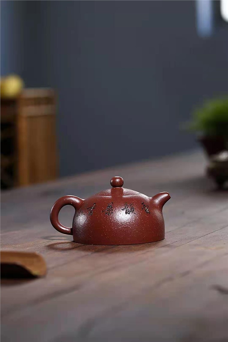 范微琴作品 半月图片