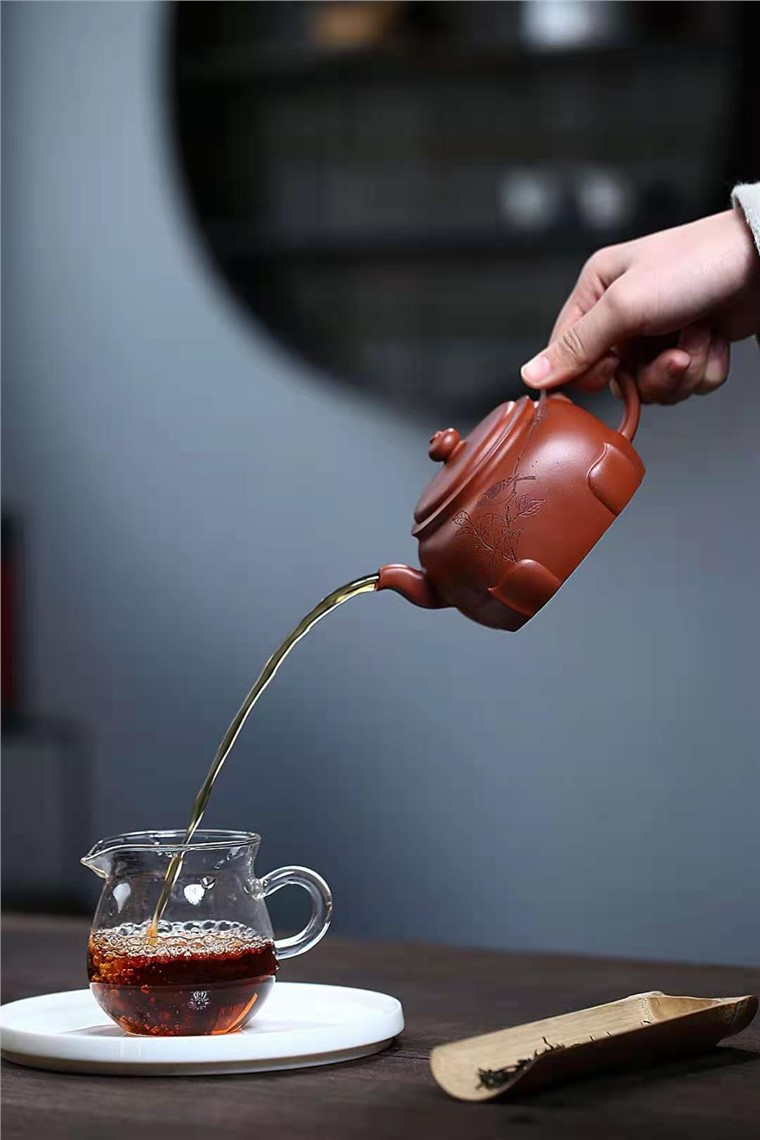 范微琴作品 莲韵