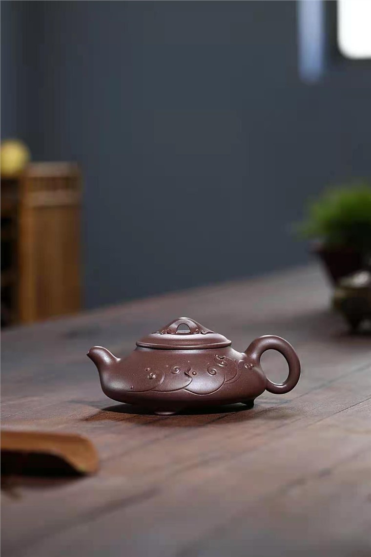 范微琴作品 如意石瓢图片