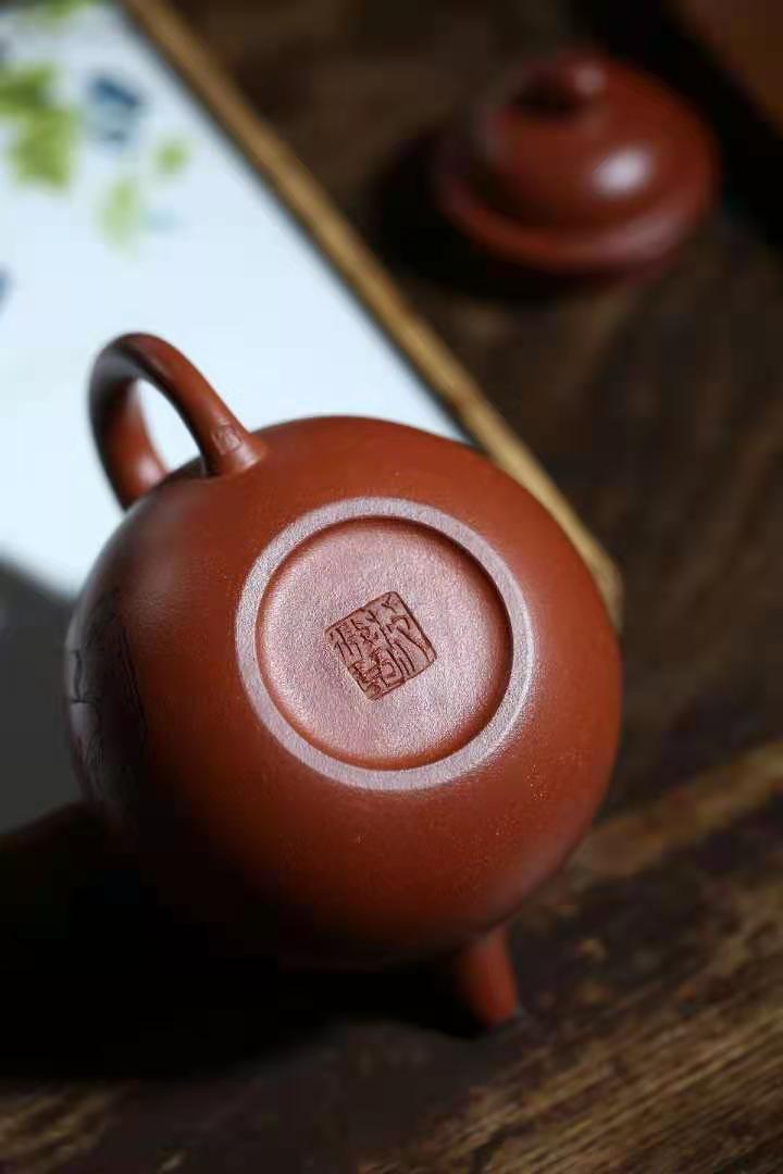 范微琴作品 掇球图片