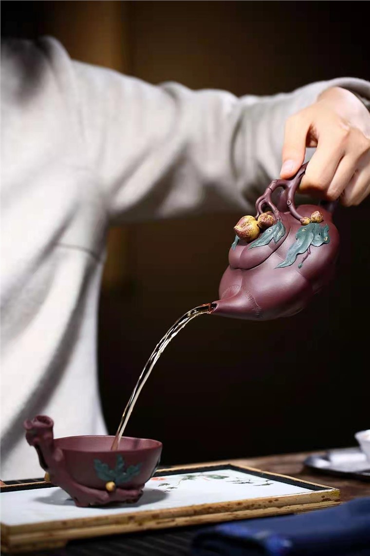 张伟军作品 小圣桃套壶
