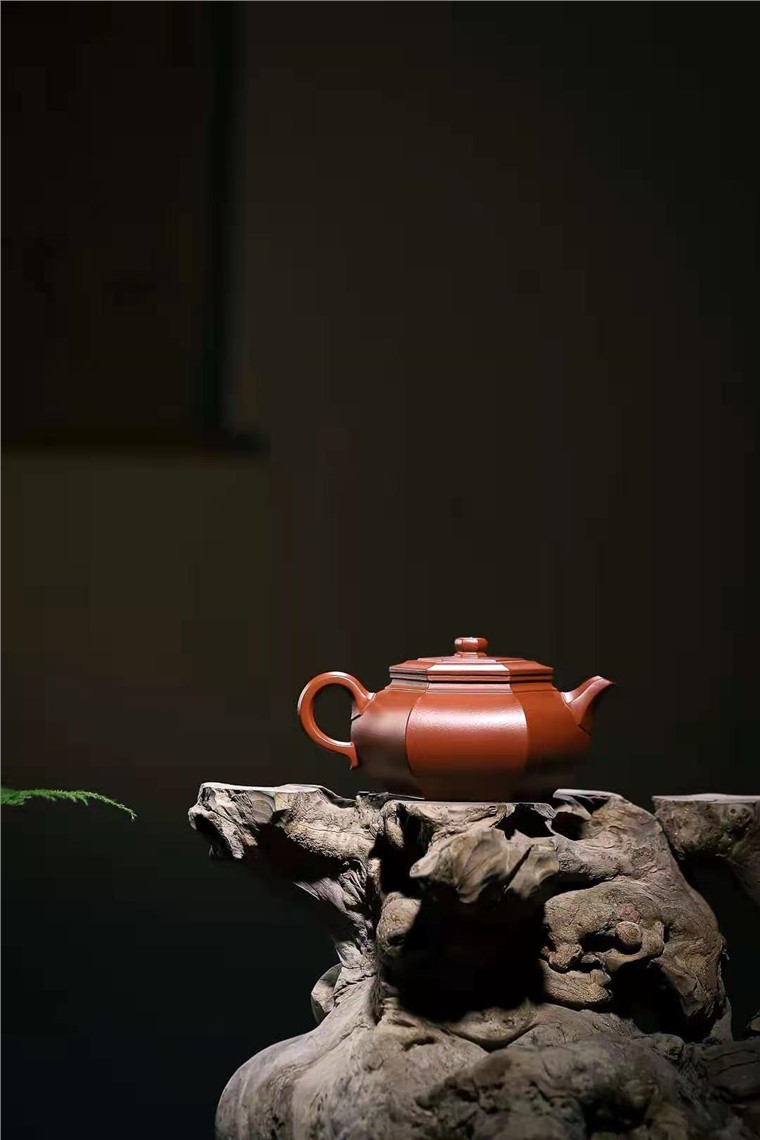 牟锦芬作品 大彬六方图片