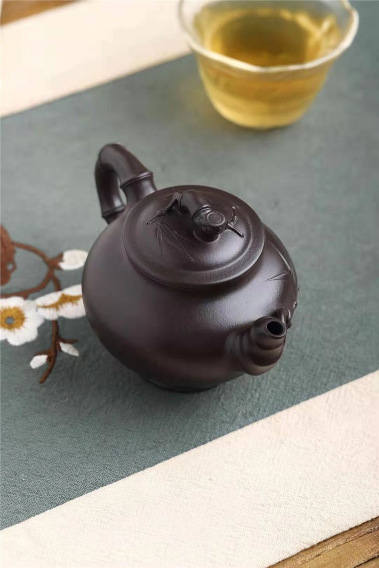 许卫中作品 竹报春