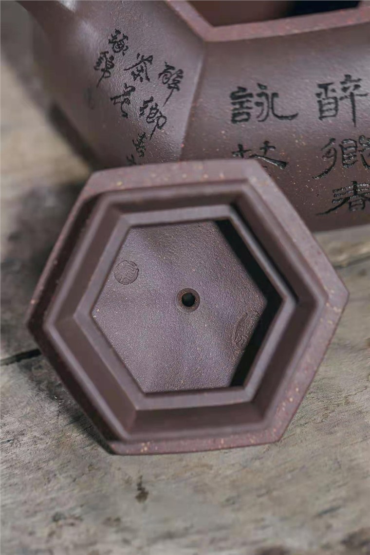 牟锦芬作品 六方半月图片