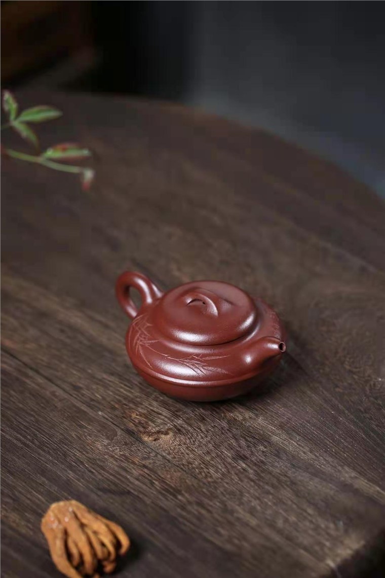 陈顺根作品 线圆壶图片
