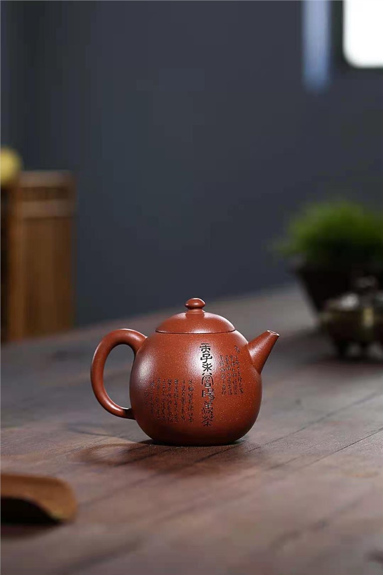 范微琴作品 龙蛋图片