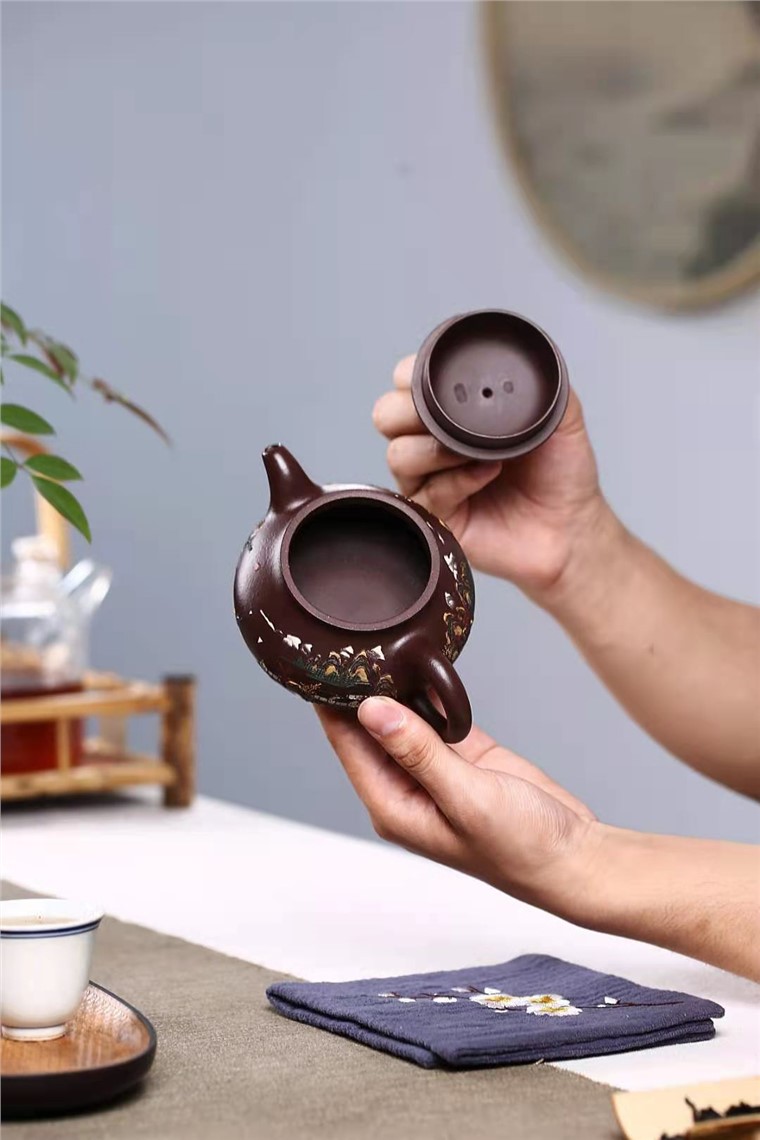 陈顺根作品 泥绘潘壶图片