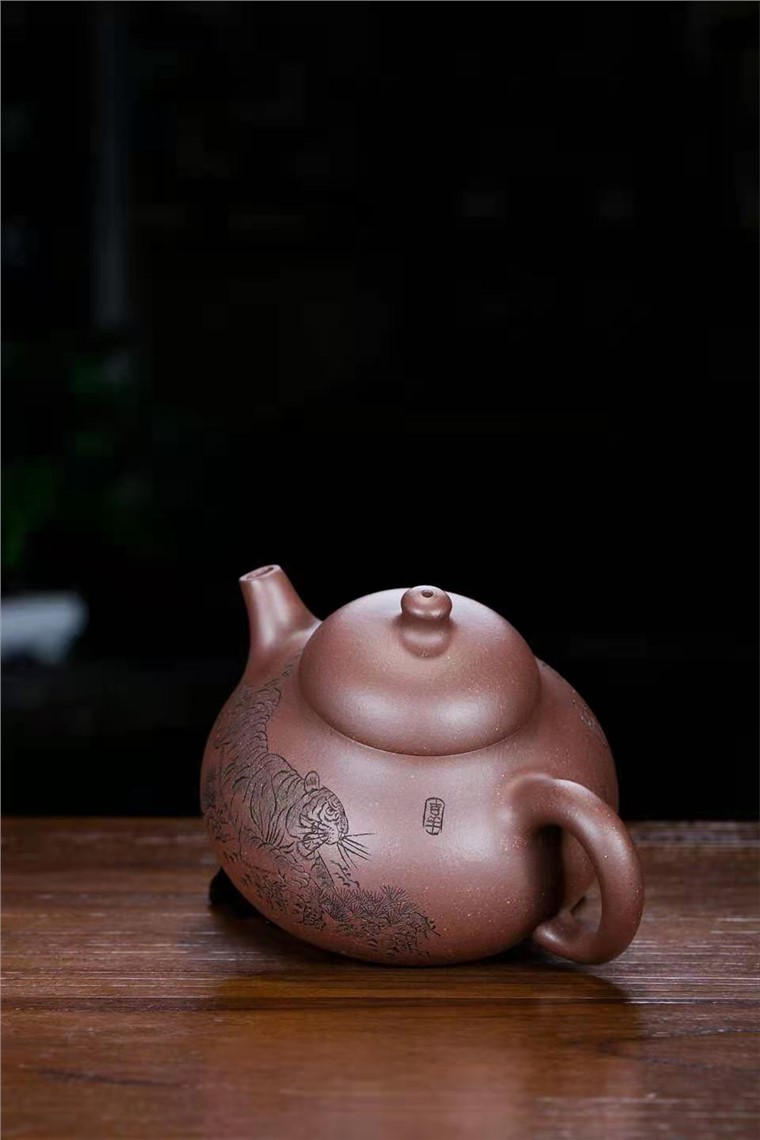 王小妹作品 乳鼎图片