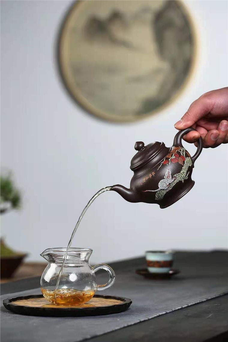 陈顺根作品 笑樱壶