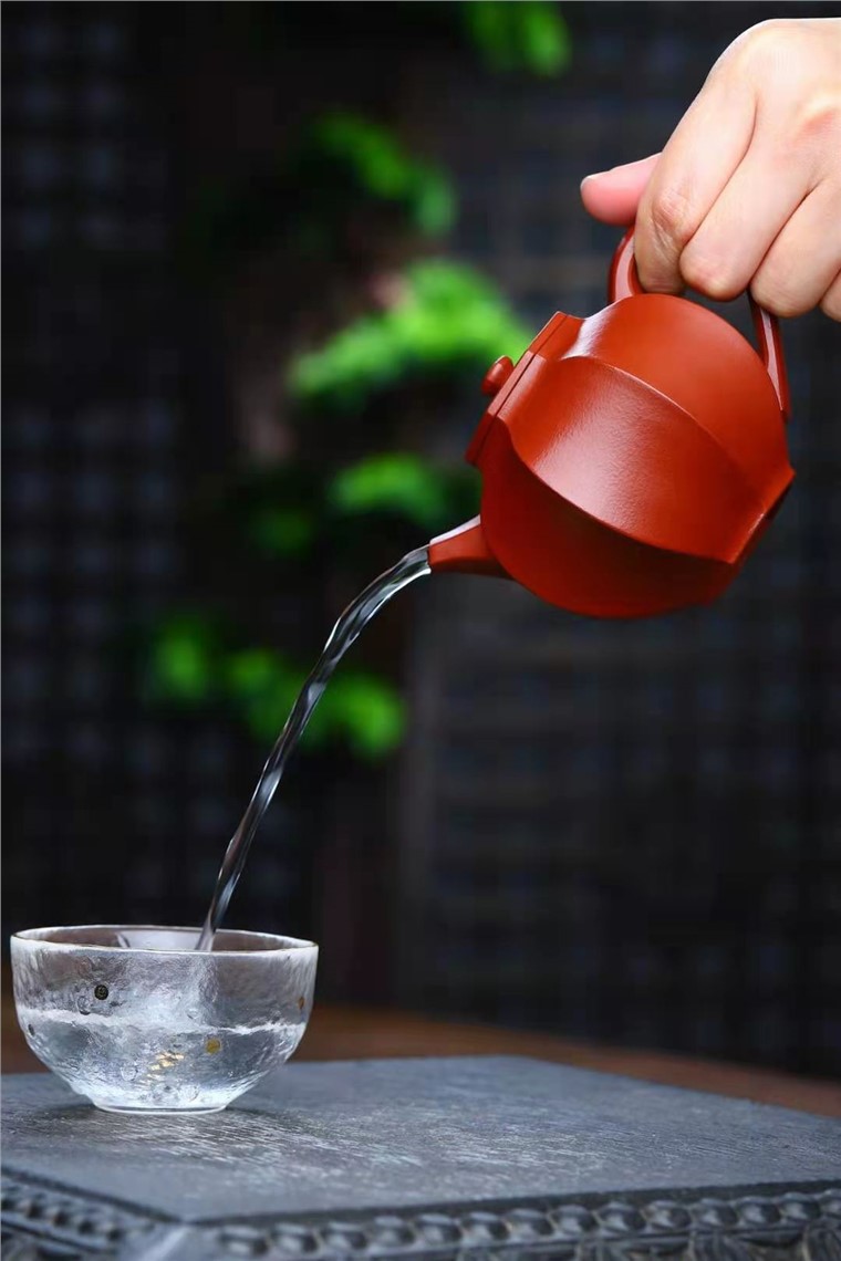 刘政作品 菱花宫灯