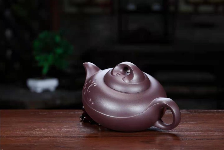 邱爽作品 涟漪壶图片