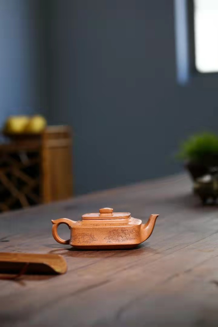 范微琴作品 四方玉润图片